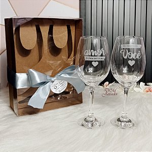Presente Namorados - 2 Taças para vinho + caixa Eu escolhi você...
