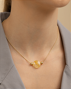 Colar curto pedra natural citrino folheado a ouro 18K hipoalergênico