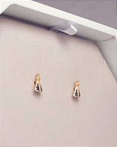 Brinco Nossa Senhora Aparecida zircônias azuis cravejadas folheado a ouro 18K hipoalergênico