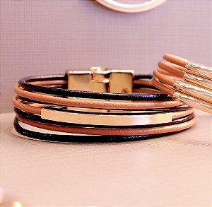 Pulseira de couro feminina 2 tons detalhes geométricos folheada a ouro 18K hipoalergênico