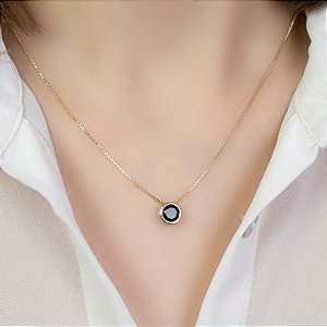Colar pingente cristal preto galeria inglesa folheado a ouro 18K hipoalergênico