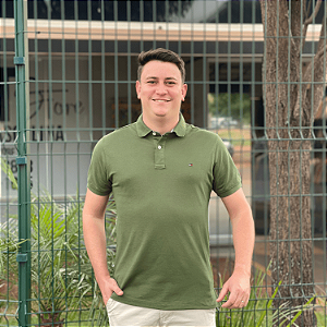 Polo Tommy Hilfiger Verde Militar Regular Fit Logo Clássico