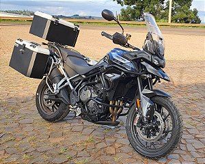 KIT BAÚS LATERAIS 35L TRIUMPH TIGER 900 COM ADAPTADOR PARA SUPORTE ORIGINAL !
