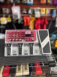 Pedaleira Boss Me-20b Para Baixo Ótimo Estado - semi novo