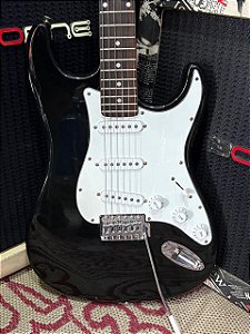 Guitarra Tagima Memphis Mg32 Bico Papagaio Preta - Usada