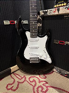 Guitarra Strinberg Stratocaster Com Afinador – Usada