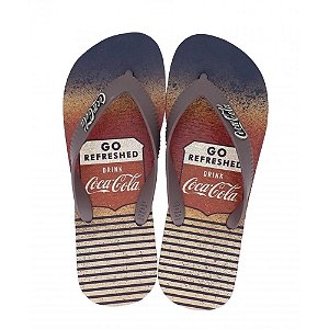 Chinelo Coca-Cola Estampa Berlin