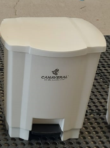 Lixeira com pedal 36 litros s/ rodas Tonk