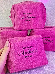 Bolsa para cosméticos Dia das Mulheres com nome personalizado