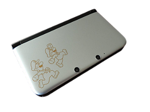 Console Nintendo 3ds Xl Mario & Luigi 30th Year Ed. Desbloqueado Seminovo - Nintendo