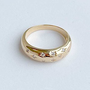 La Luna: Anel Estrelas Incolor Banho de Ouro 18k