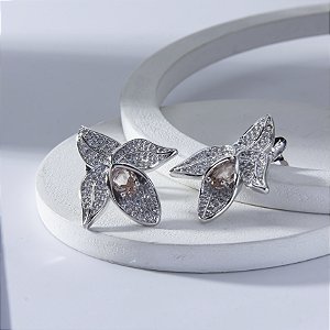 Brinco Orquídea Zircônia Morganite Banho de Ródio Branco