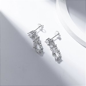 Brinco Ear Line Zircônias Banho de Ródio Branco