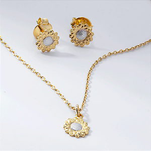 Conjunto Margaridas Aplique em Ródio Banho de Ouro 18k