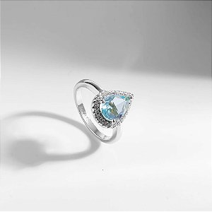 Anel Solitário Gota Azul Banho de Ródio Branco
