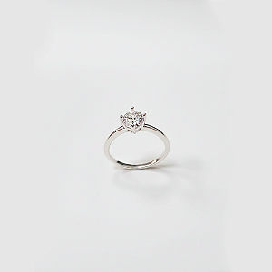 Anel Solitário em Prata 925 com Zircônia