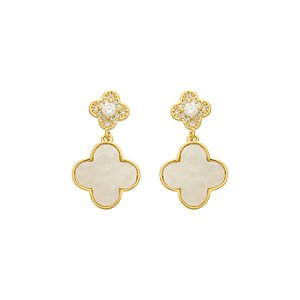 Brinco Trevo Duplo Madrepérola Banho de Ouro 18k