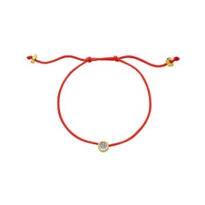 Pulseira Handmade Cetim Vermalho com Ponto de Luz Incolor Banho de Ouro 18k – Ajustável