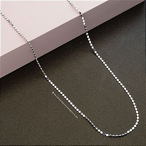 Colar Longo Mini Medalhas Banho de Ródio Branco