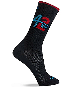 MEIA PERFORMANCE MASCULINA CANO MÉDIO 42KM PRETA