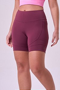 BERMUDA ESSENTIAL RUN TROT 3 BOLSOS 15CM VINHO RUBY