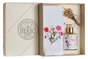 Kit 2 - Sabonete Liquido + Toalha Bordada - Linha Tea Party - Bride