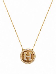 Colar Mandala Letra H Cravejada – Banho em Ouro Amarelo 18K