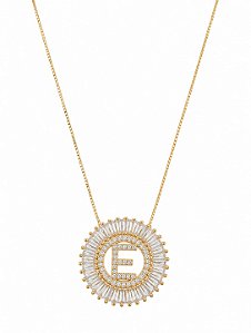 Colar Mandala Navete Letra E – Banho em Ouro Amarelo 18k