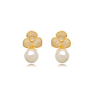 Brinco Flor Cravejado Micro Zircônia e Pérola - Ouro