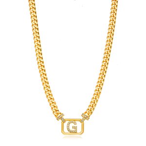 Colar Corrente Letra G Cravejada - Ouro