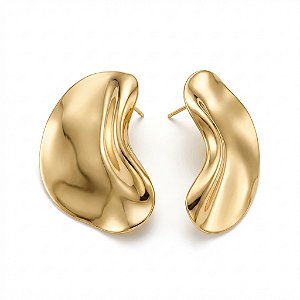 Brinco Orgânico Escultural – Banho de Ouro Amarelo 18K