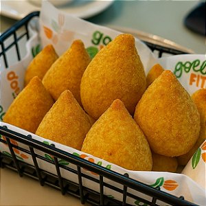 COXINHA DE FRANGO COM CREAM CHEESE
