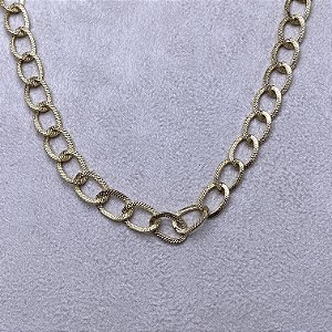 Colar Choker Elos Martelados Semijoia Ouro