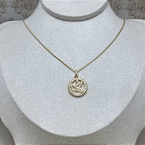 Colar Espírito Santo com Moldura Semijoia Ouro