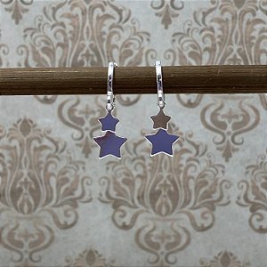 Brinco Argolinha 2 Estrelas Lisas Semijoia Prata