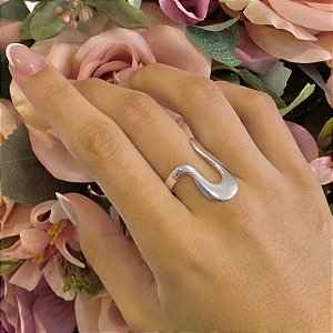 Anel Curva Semijoia Prata