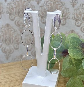 Brinco Olímpia Semijoia Prata