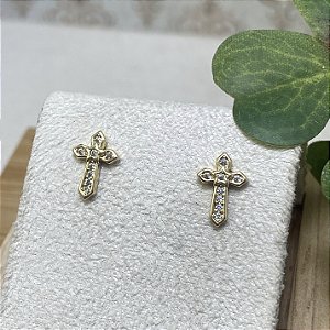 Brinco Crucifixo Cravejado Semijoia Ouro