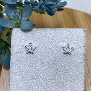 Brinco Estrelinha Cravejada Semijoia Prata