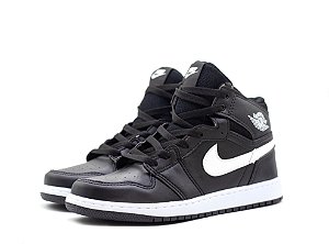 Nike Air Jordan 1 Retro Preto