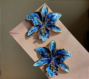 Brinco Pintado á mão Orquídea Degradê Azul