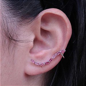 Ear Cuff delicado com zircônia Rubi banhado em ródio