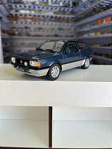 Volkswagen Gol GTI (1989) - Azul - 1:24 - California Toys