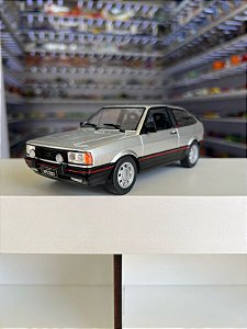 Volkswagen Gol GTS (1988) - Prata - 1:24 - California Toys