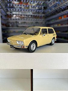 Miniatura Carro Volkswagen Brasília (1976) - Bege - 1:24 - California Toys