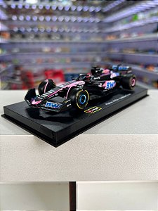 Fórmula 1 BWT Alpine A524 Esteban Ocon 2024 1:43 Bburago c/ Display e Piloto