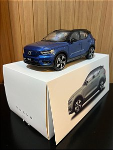 Volvo XC40 Recharge 2022 1:18