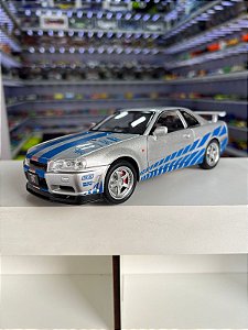 Nissan Gt-r Skyline R34 1/24 som e luz - prata