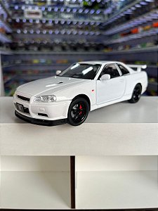 Nissan Gt-r Skyline R34 1/24 som e luz - branco