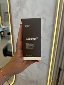 MEDICUBE DEEP VITA C CAPSULE SERUM 30ML